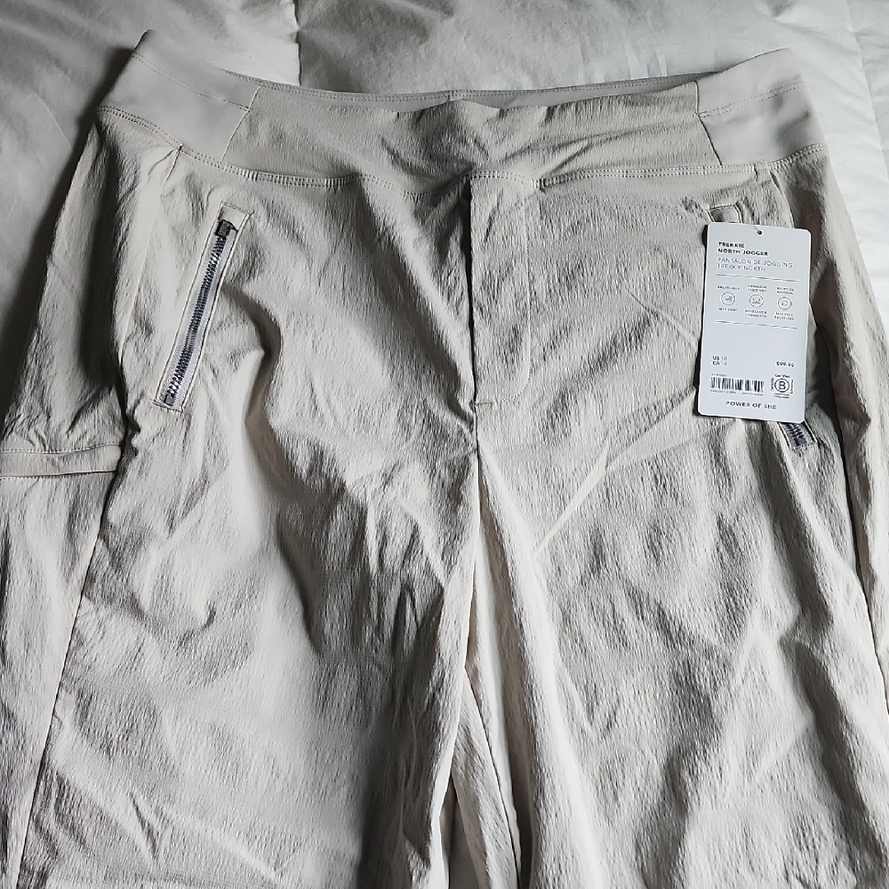 Light Gray Pants with Zipper Pocket